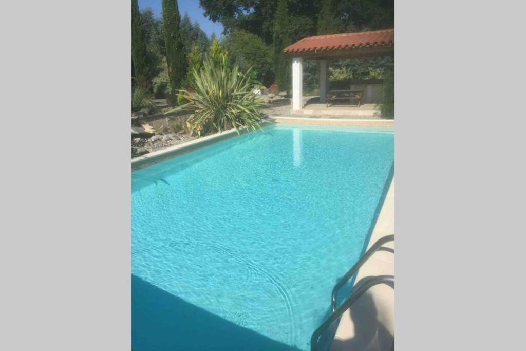 Peaceful 3 Bedroom 8 Person Ground Floor Apartment With Large Private Heated Pool La Digne-d'Amont Eksteriør billede