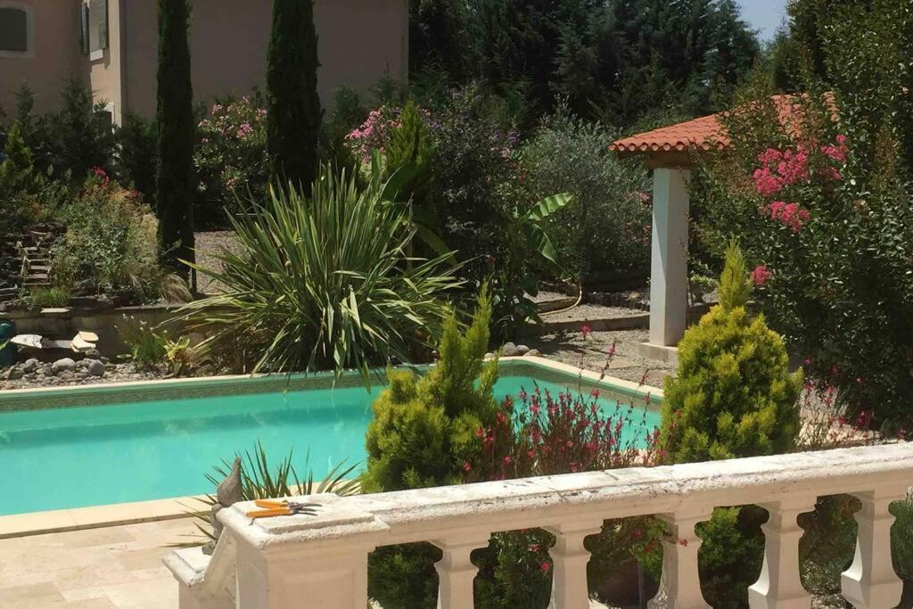 Peaceful 3 Bedroom 8 Person Ground Floor Apartment With Large Private Heated Pool La Digne-d'Amont Eksteriør billede