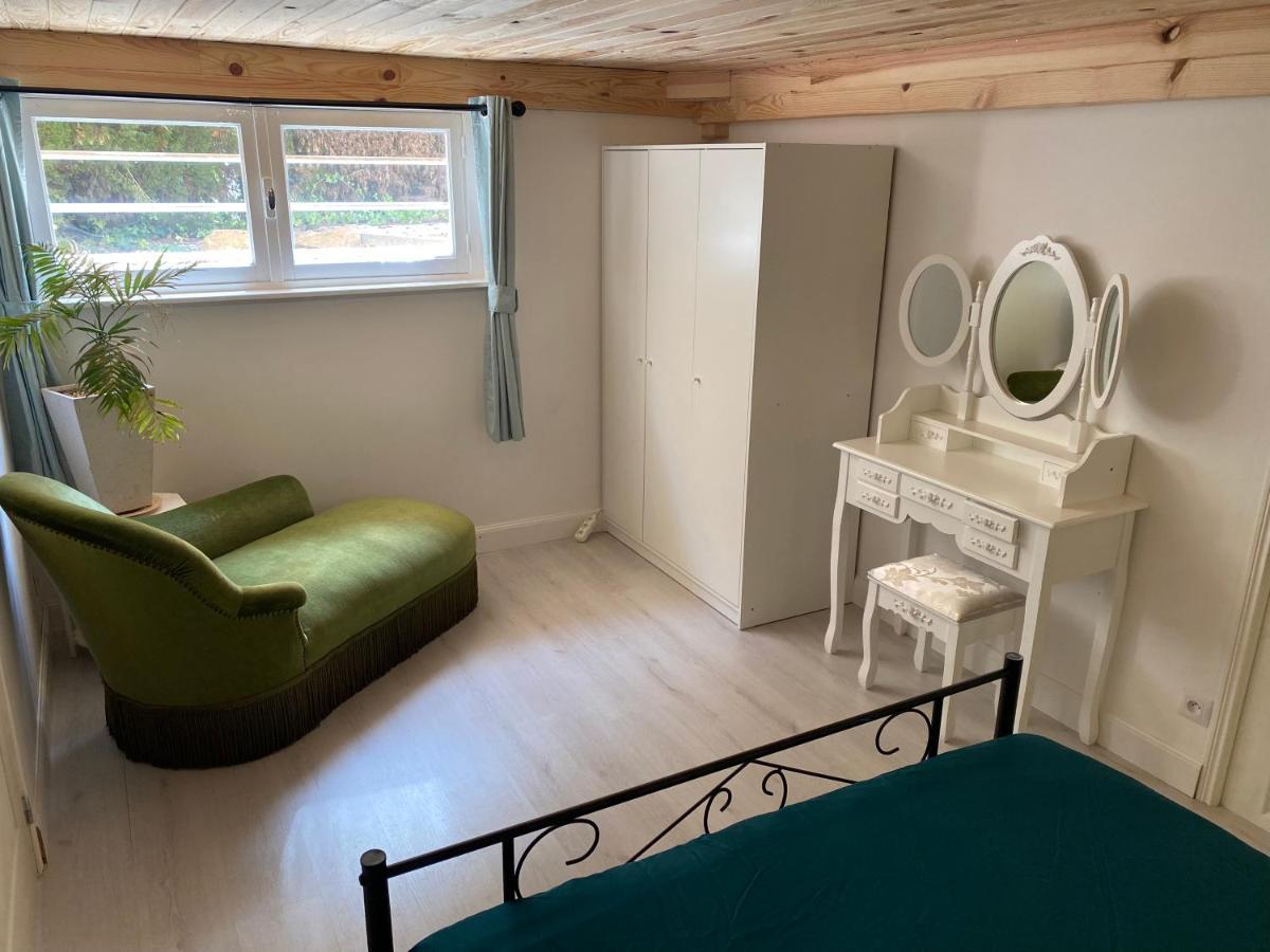 Peaceful 3 Bedroom 8 Person Ground Floor Apartment With Large Private Heated Pool La Digne-d'Amont Eksteriør billede