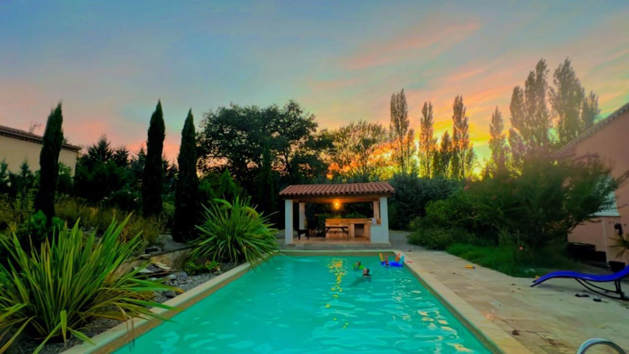 Peaceful 3 Bedroom 8 Person Ground Floor Apartment With Large Private Heated Pool La Digne-d'Amont Eksteriør billede